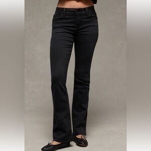 American Eagle Low Rise Book Kick Jeans